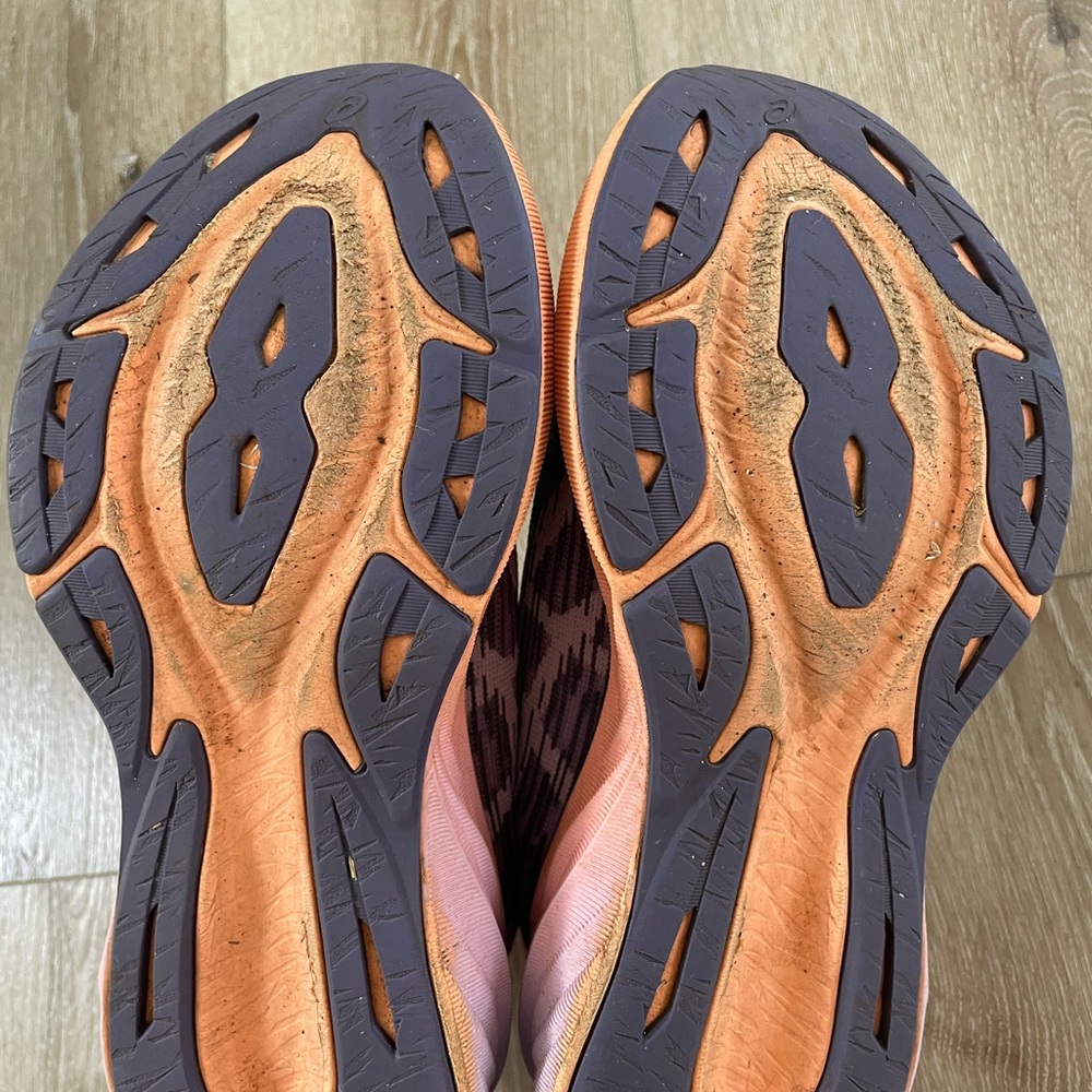 ASICS Novablast 3 - Picture 7 of 9